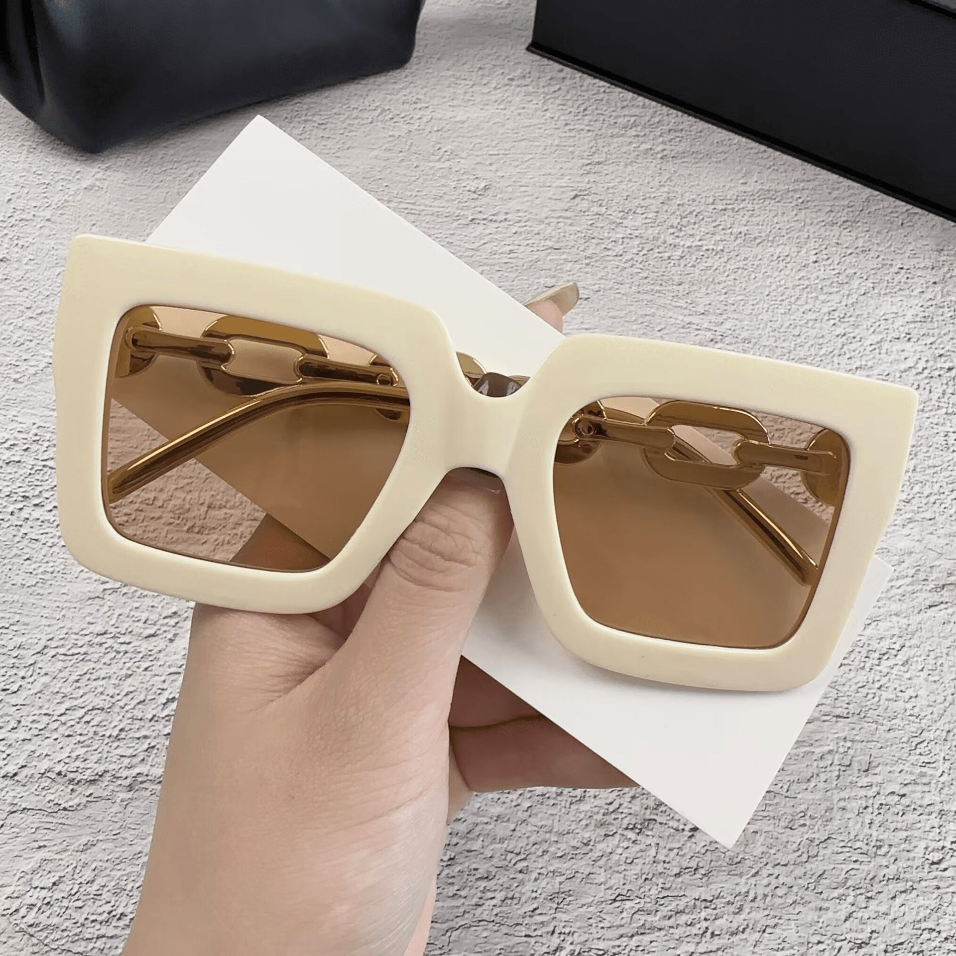 Wholesale  Large Frame Chain Sunglasses Women's New Square Sunglasses UV-proof Fashion Cross-border Glasses